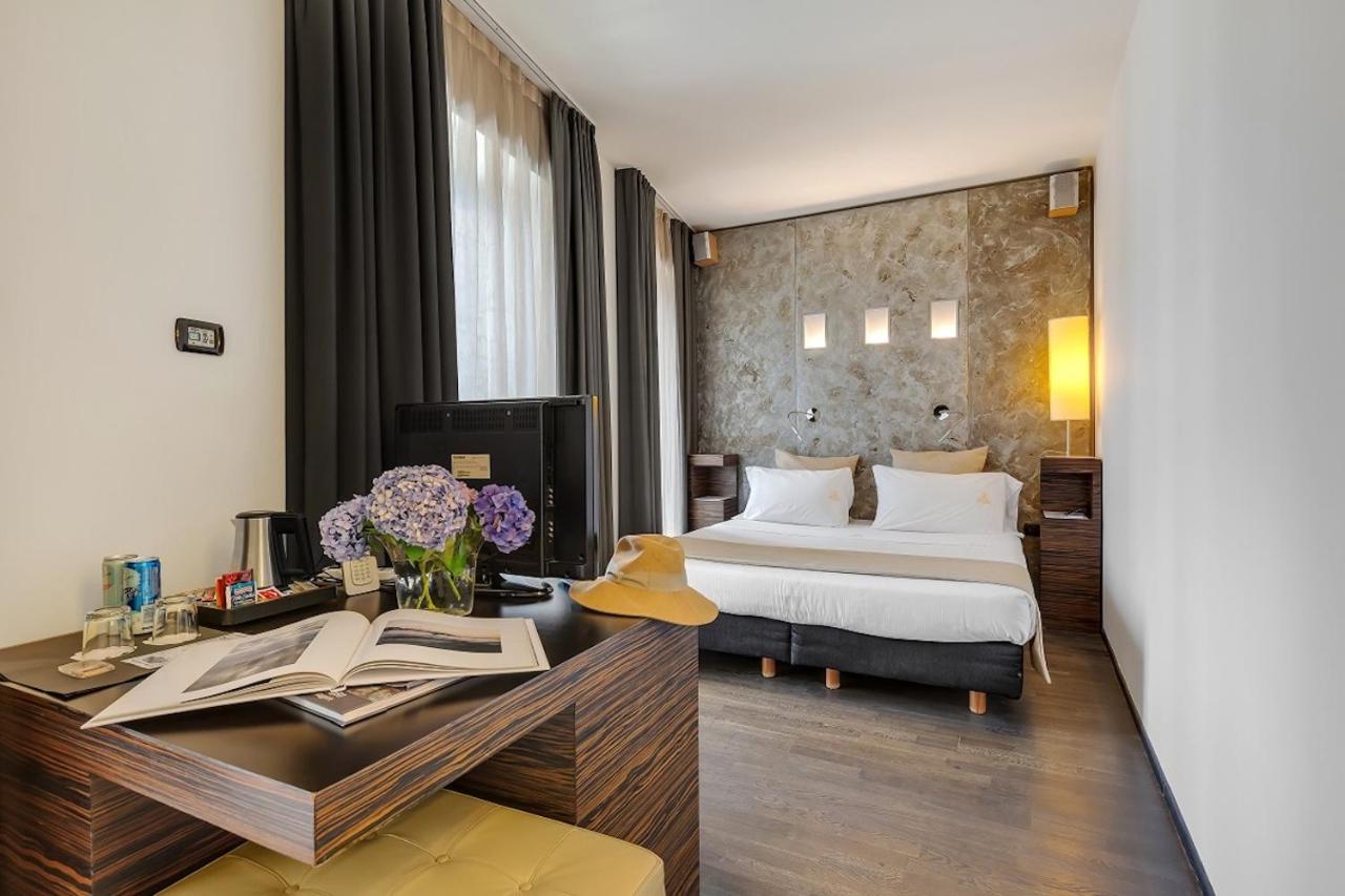Casa Alle Colonne By Hotel Ancora Verbania Zewnętrze zdjęcie