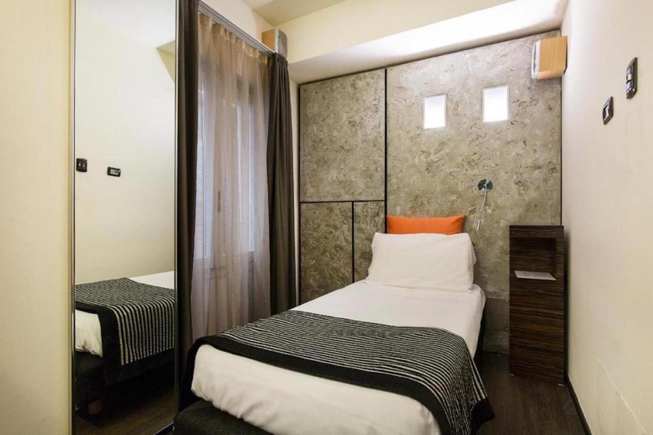 Casa Alle Colonne By Hotel Ancora Verbania Zewnętrze zdjęcie