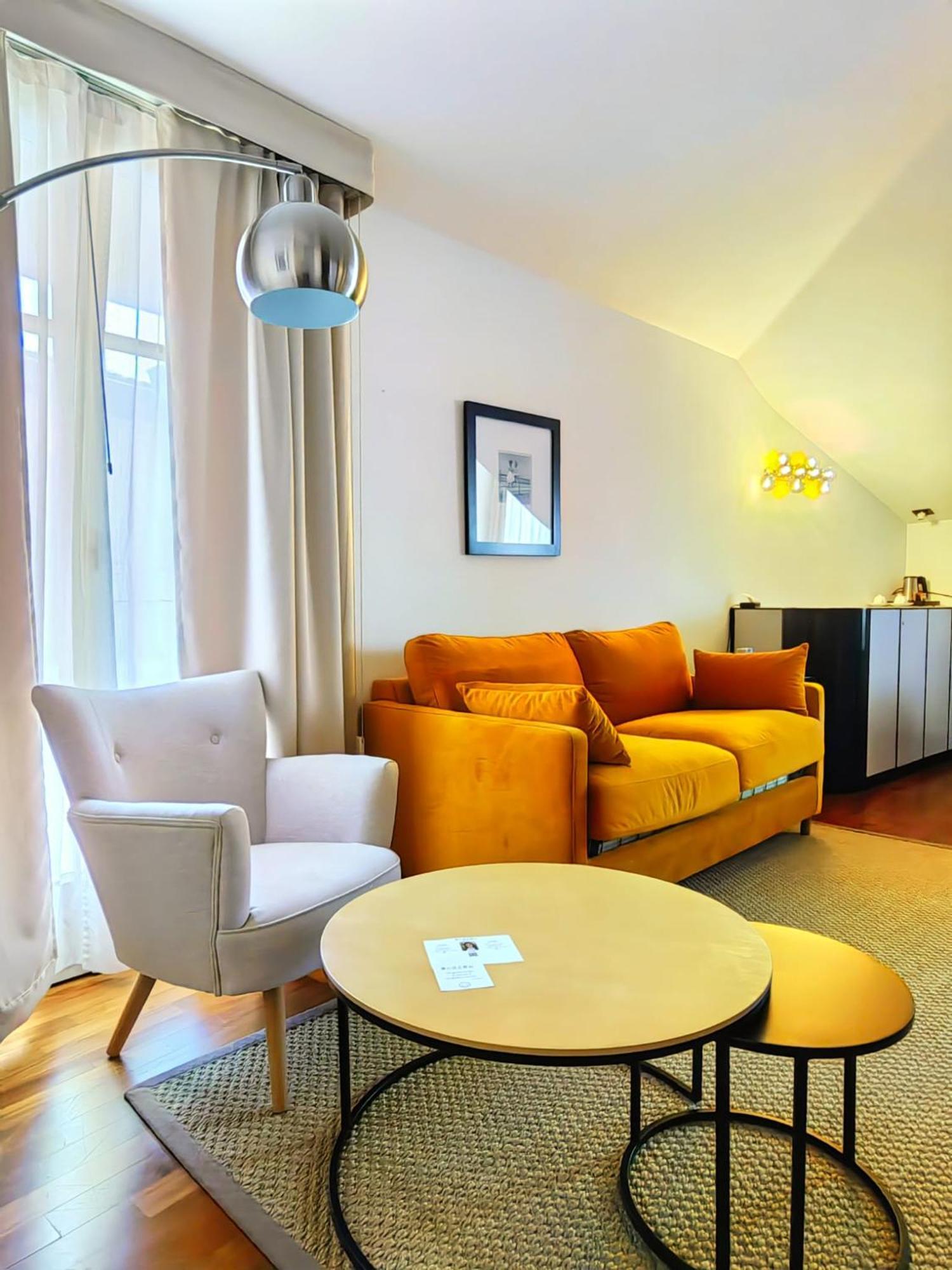 Casa Alle Colonne By Hotel Ancora Verbania Zewnętrze zdjęcie