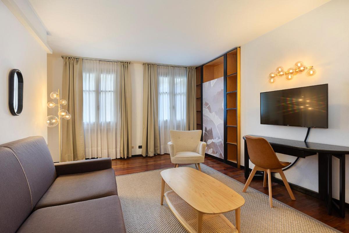 Casa Alle Colonne By Hotel Ancora Verbania Zewnętrze zdjęcie